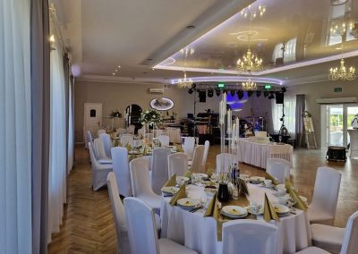 wedding-with-round-table
